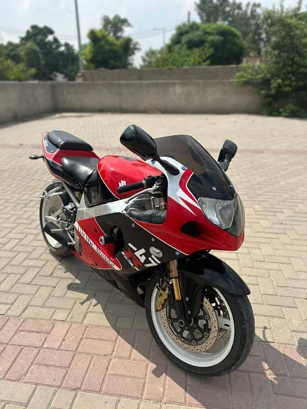 Suzuki Gsxr 1000 & Honda Cb400 for sale 0