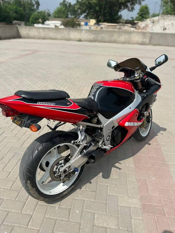 Suzuki Gsxr 1000 & Honda Cb400 for sale 1