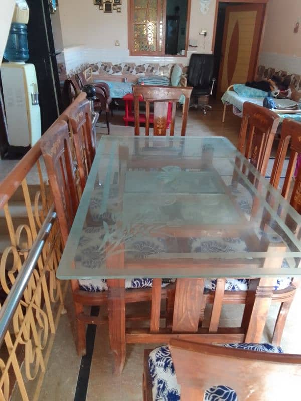 Dining table 4