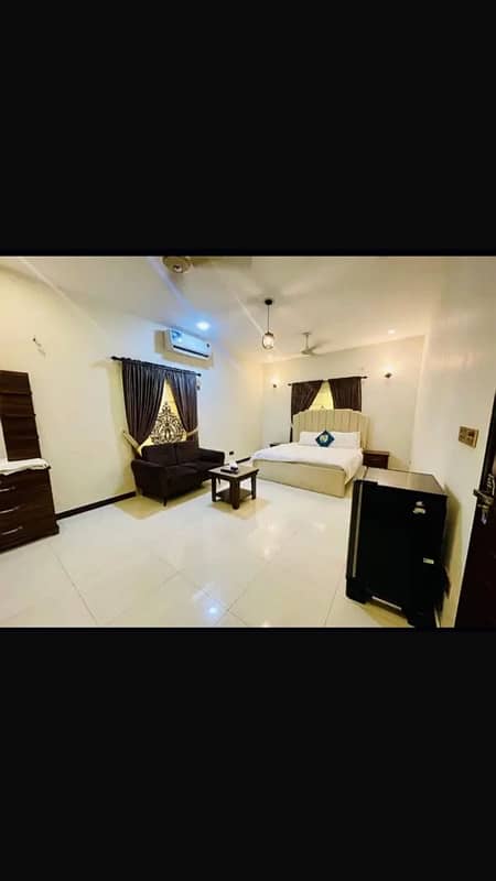 UNMARRIED COUPLES ROOMS AVAILABLE GULSHAN JAUHOR 2