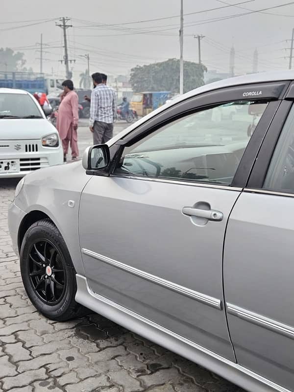 Toyota Corolla Altis 2005 7