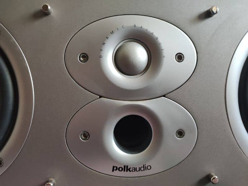 Polkaudio CSi3 Center speaker 7