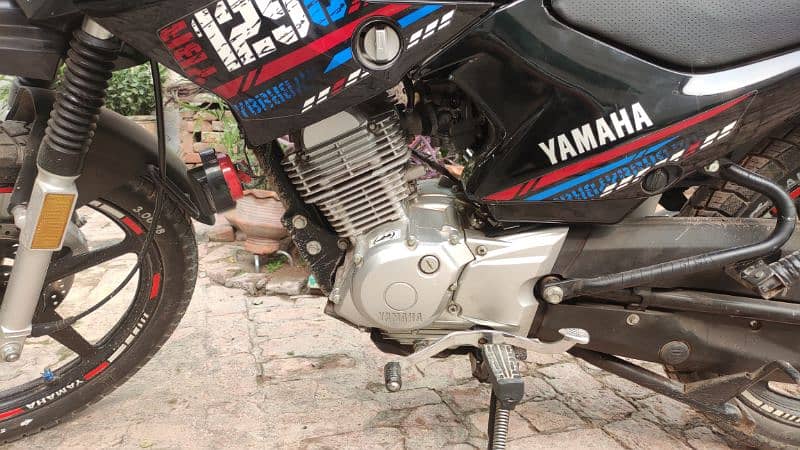 yamaha ybr 125G 5