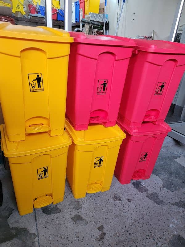 240Ltr Garbage Container Dustbin 5