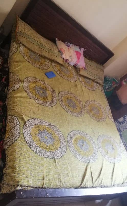 Queen size Bed with Mattress 1