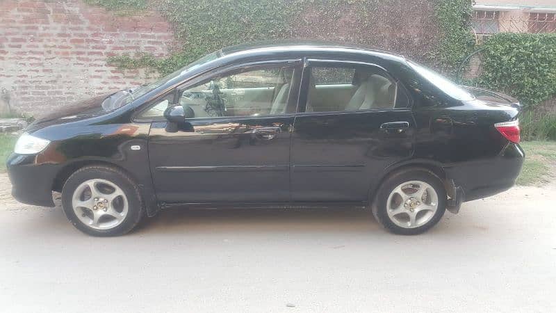 Honda City IDSI 2007 Well maintained Like new 4