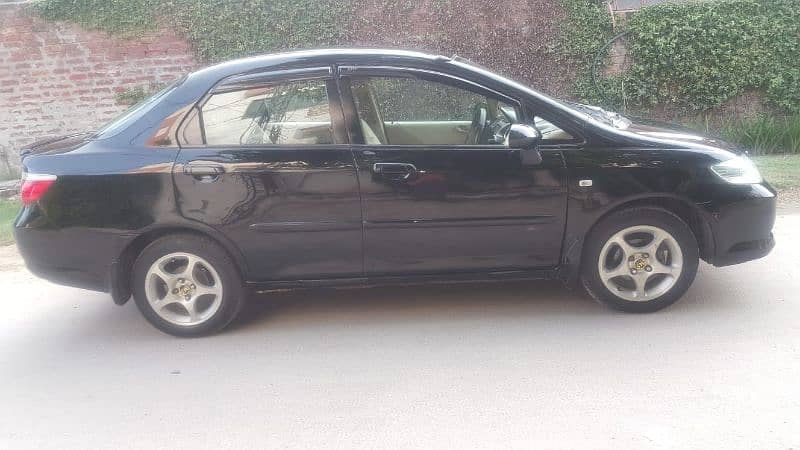 Honda City IDSI 2007 Well maintained Like new 5