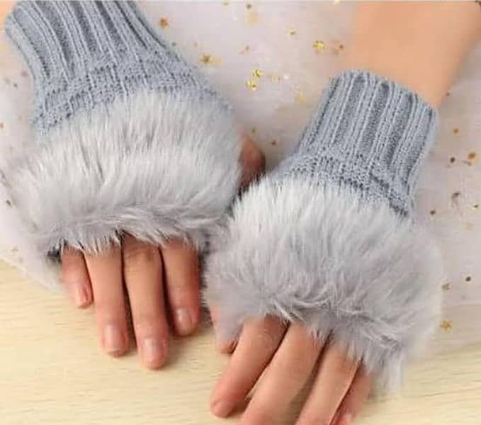 Women's Fur Gloves  for winter season . 2