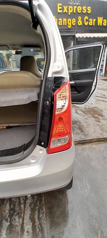 Suzuki Wagon R 2021 16