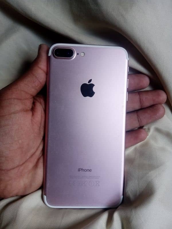 iphone 7plus 128gb condition 10/9.5 non pta ha 2