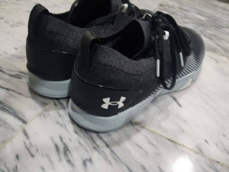 under armor Original training shoes 11 number 6