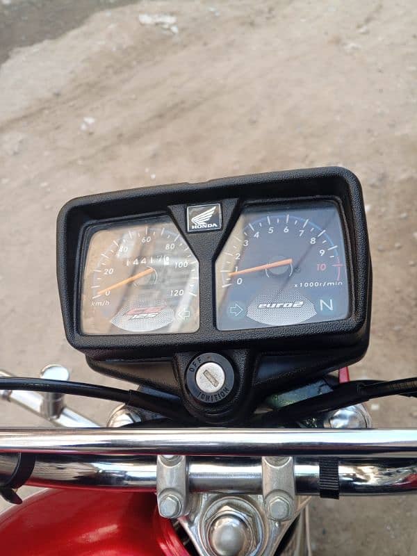 Honda 125 for sale complete documents 14