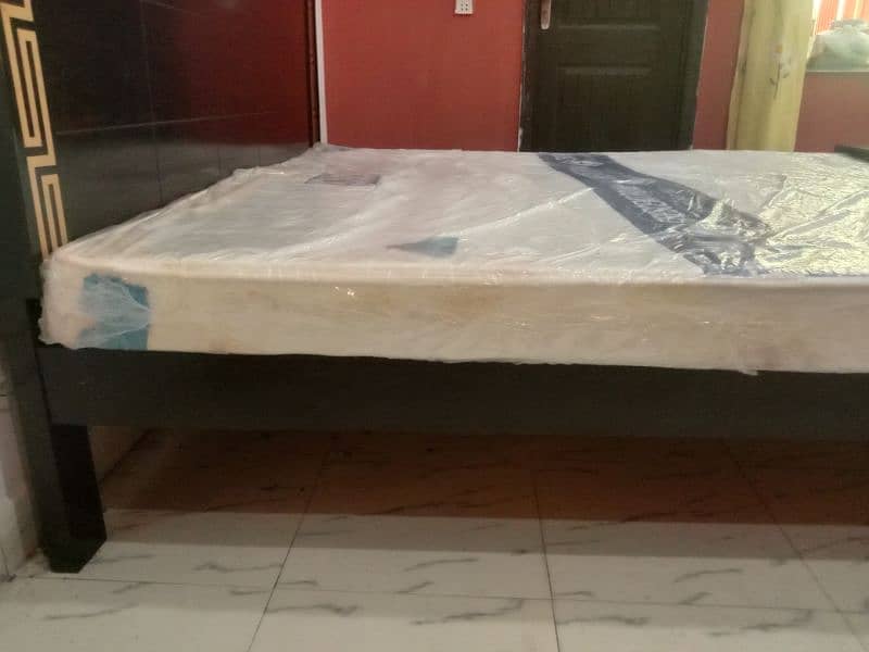 dable bed for sale Sath gada b ha 5 inch Wala  for sale 12