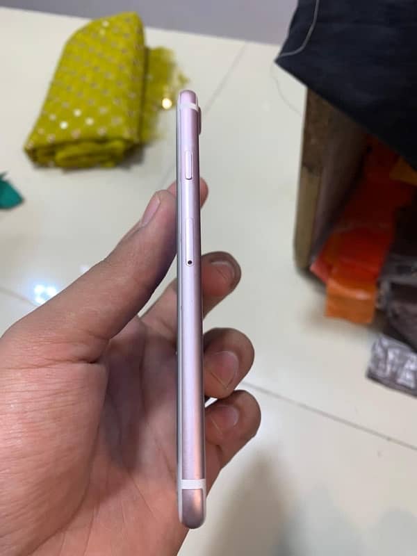 iPhone 7 128 gb pta approved 2