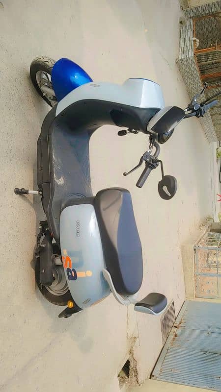 evee scooty 1