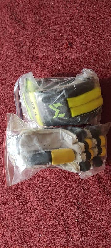 Hardball batting gloves For sale at a reasonable price 1