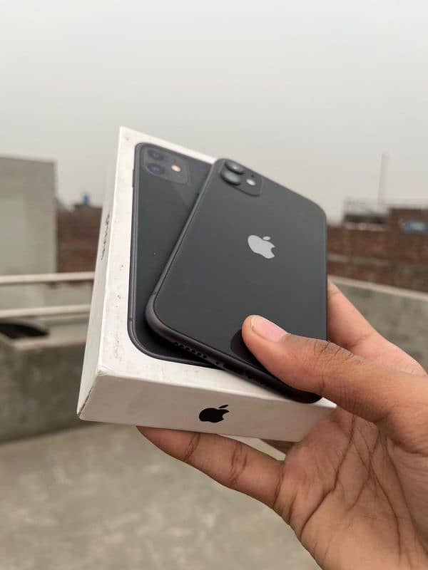 iPhone 11 NonPTA (factory unlock) 64/128 5