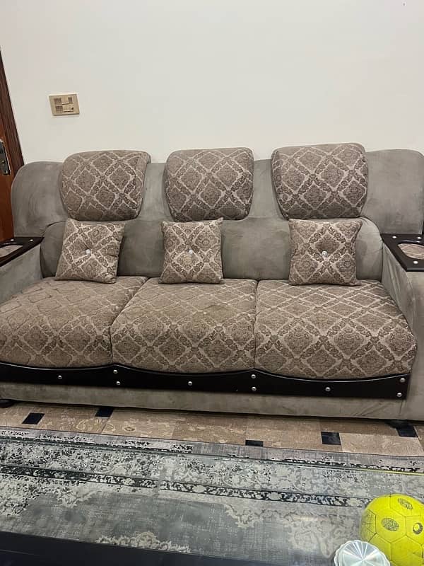 Sofa Set 5 seaters 3