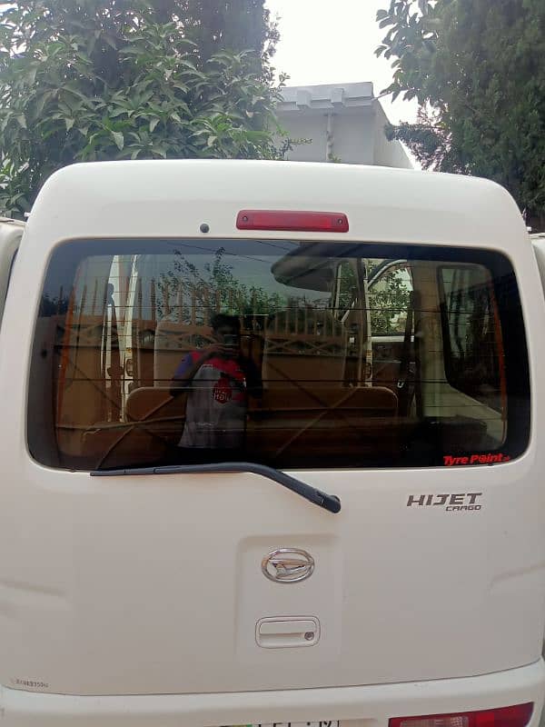 Daihatsu Hijet Cargo for Sale 2015 Model 8