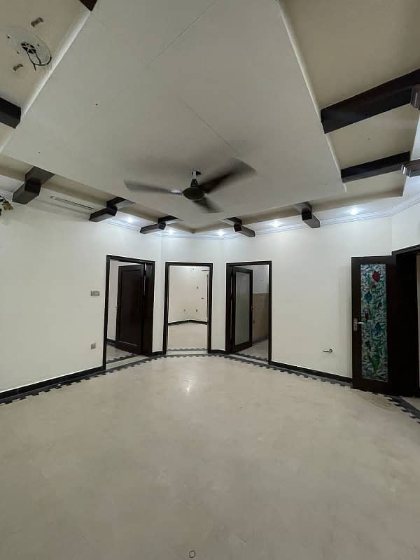 10 Marla House For Rent In Sector B Bahria Town Lahore 2