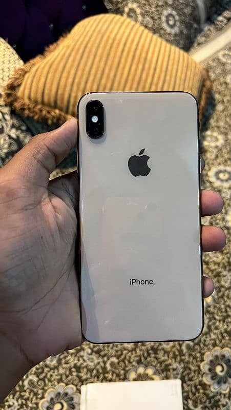 I phone xs max 1