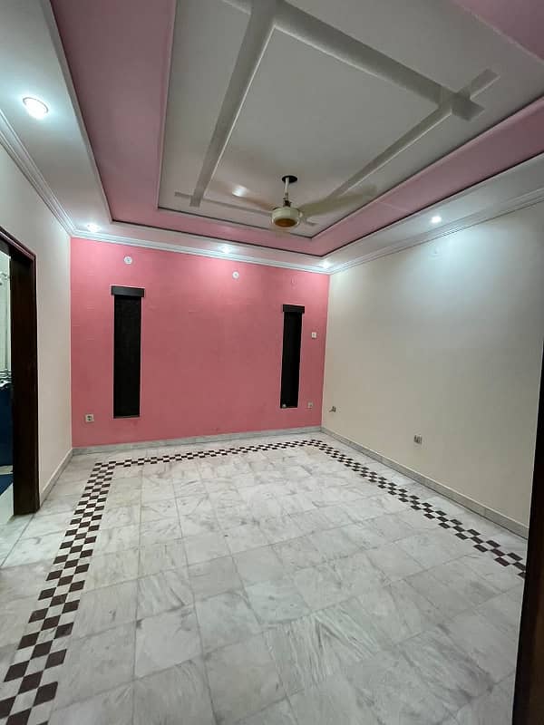 10 Marla House for Rent In Sector B Bahria Town Lahore 5