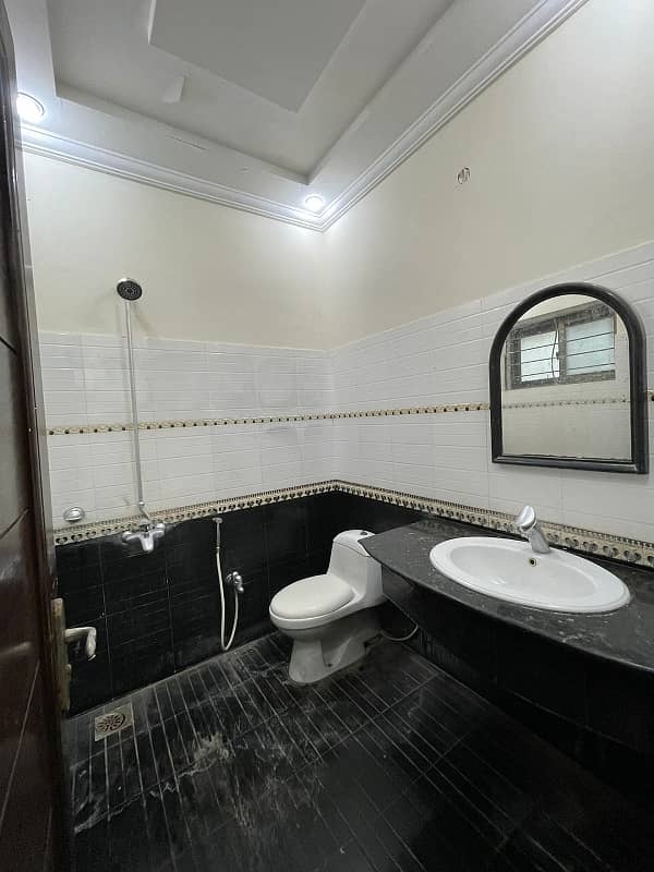 5 Marla House Lower Portion for Rent In Tulip Extension Block Bahria Town Lahore 7