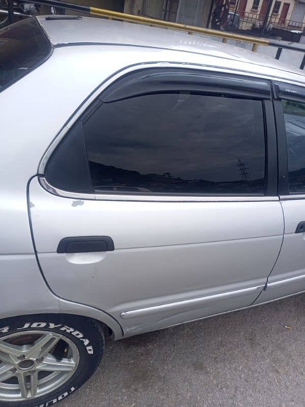 Suzuki Baleno 2004 8