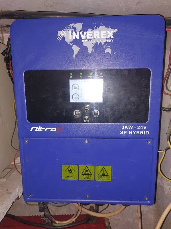 Inverex Nitrox 3kw 24v SP-Hybrid 1