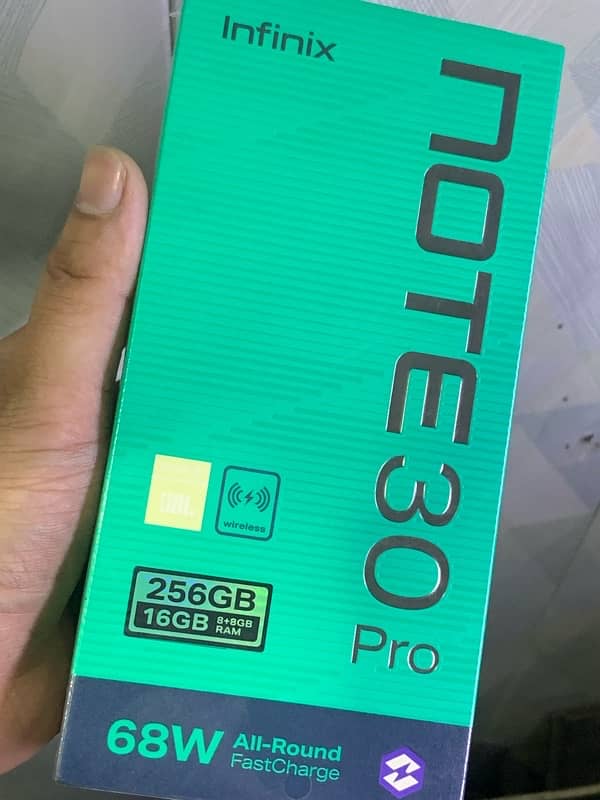 Infinix Note 30 Pro Brand New non active Compny pack call 03214082314 0