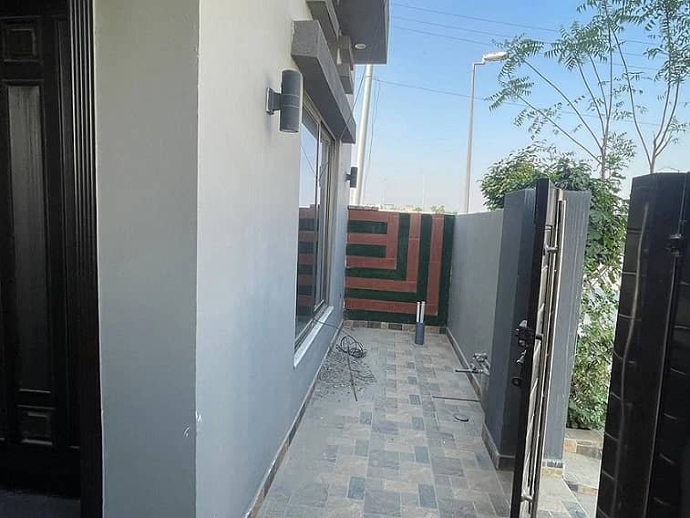 5 Marla House For Rent In Block AA Bahria Town Lahore 2