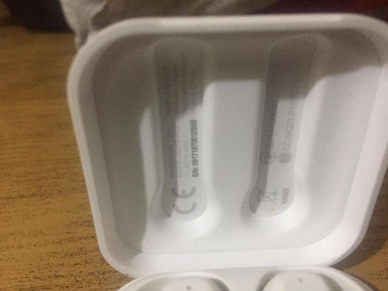 Happy Plugs Air 1 Go Earbuds 100% genuine Sweden 6