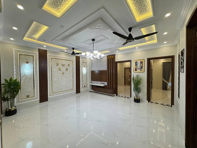 10.66 DESIGNER HOUSE FOR SALE IN GULBAHAR BLOCK SECTOR C BAHRIA TOWN LAHORE 3