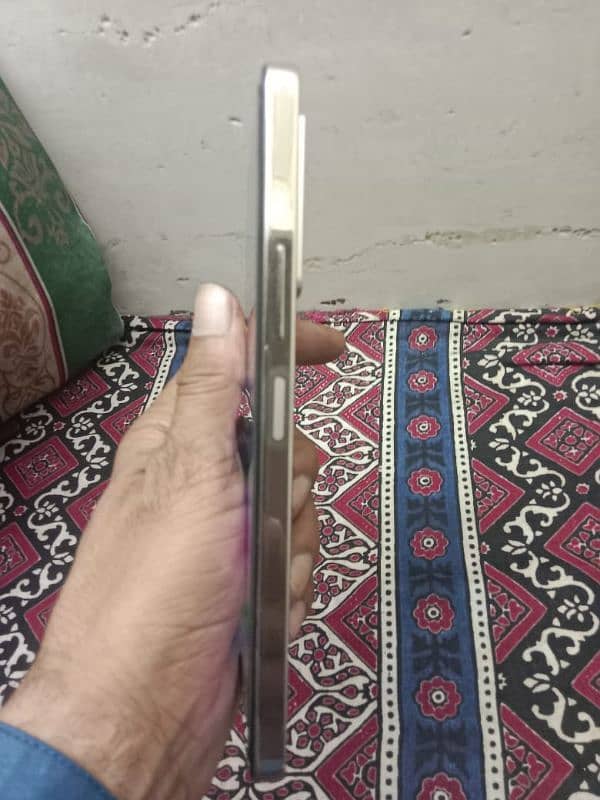 infinix note 30 Pro 16GB Ram 256 GB ROM 3