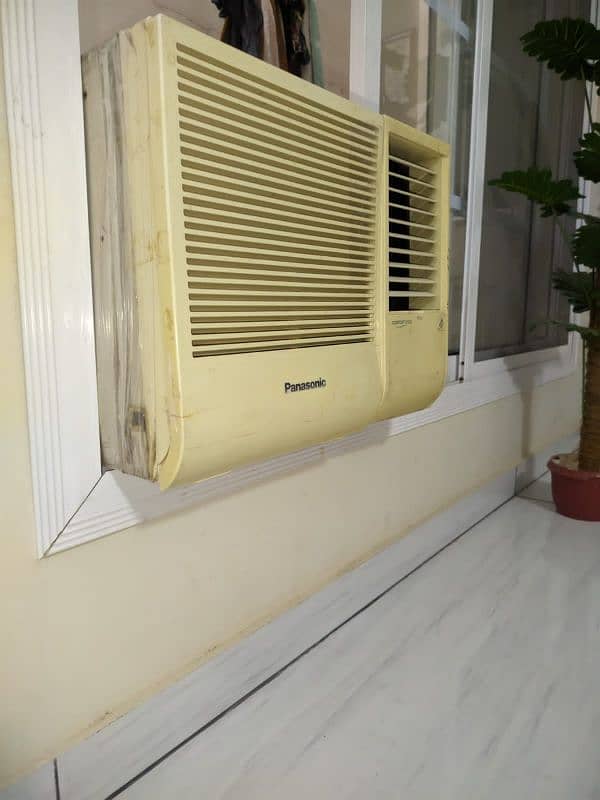 Window AC 0.75 TON 100% WORKING CONDITION 1