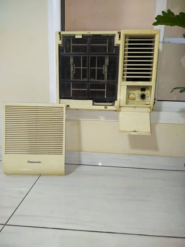 Window AC 0.75 TON 100% WORKING CONDITION 2