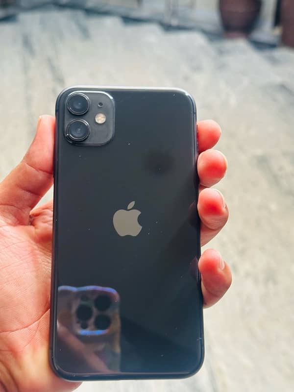 iphone 11 64gb with box 0