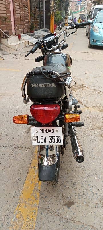 Honda cd 70 in Very Good Condition 10/10 4