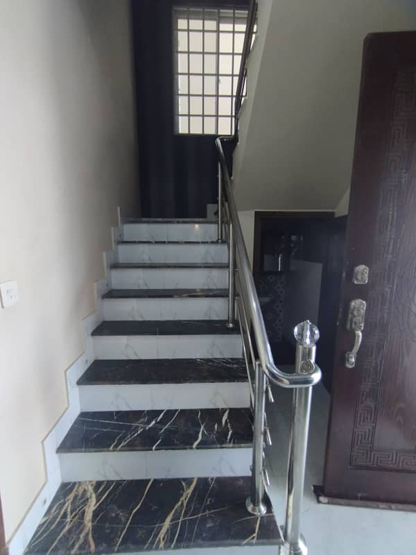 7 MARLA SINGLE STOREY WITHOUT GAS FOR RENT 10