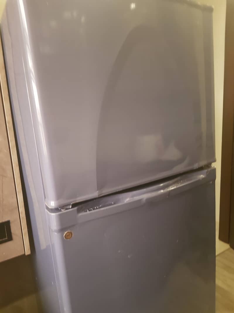 Fridge / Refigrator for Sale 1