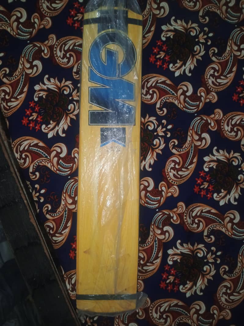 bat for sale condition 10/10 use he nhi howa 2