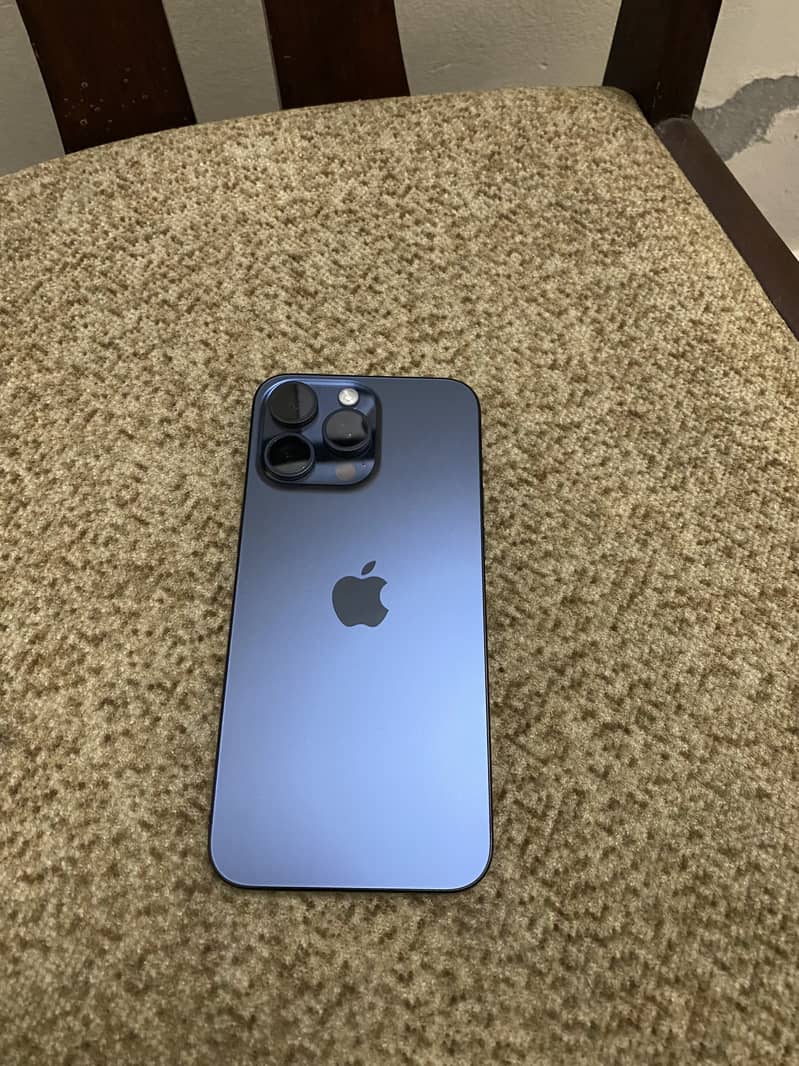 Iphone 15 pro max LLA 0