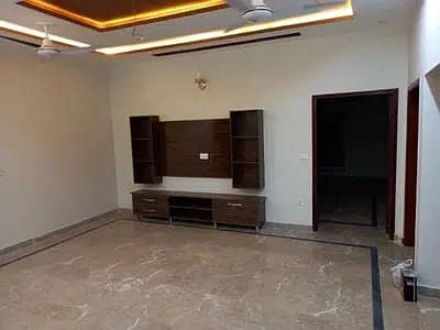 brand new Uper portion for rent with real pics ready to shift very hot location 1