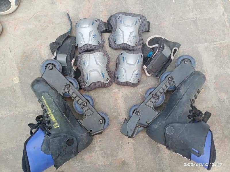 Skates with safety kit 3