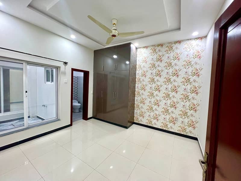 10 MARLA UPPER PORTION FOR RENT IN CDA SECTOR MPCHS F-17 ISB 9