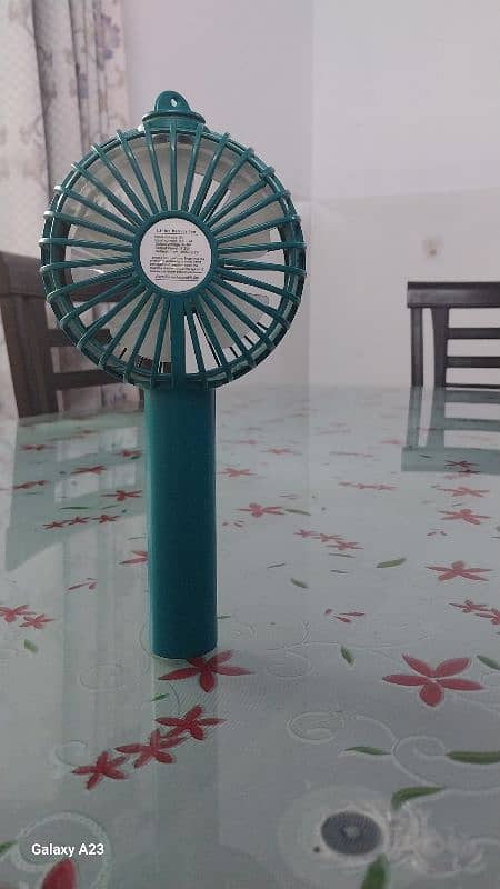 Emergency selling fan.   sjsjsjs. 2