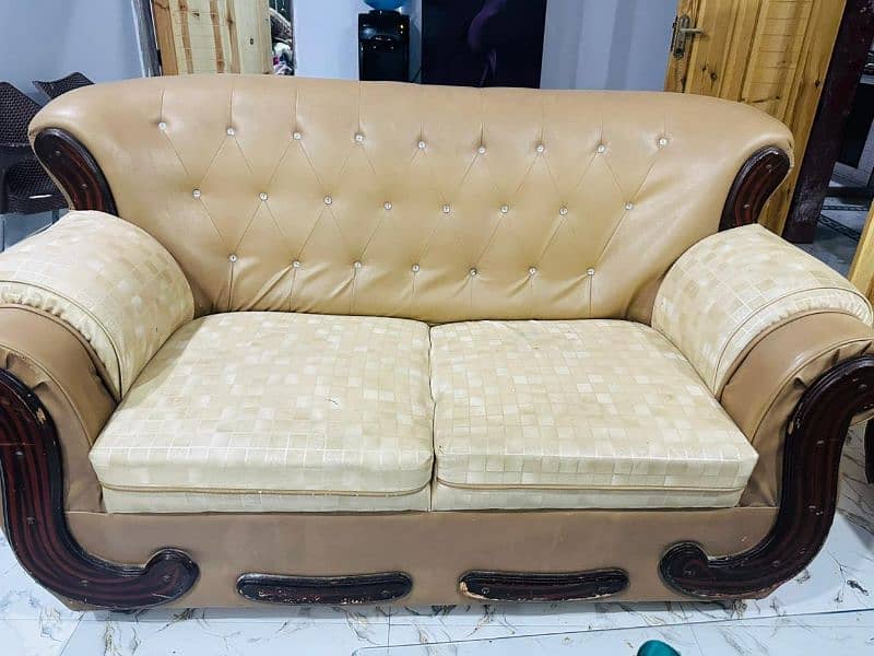 7 seater sofas for sell 0