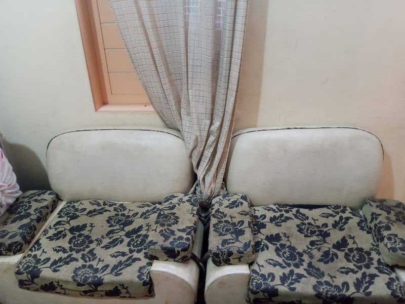 7 Seater Sofa Set for selling. 0