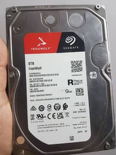 8TB Hard Disk Seagate Iron wolf