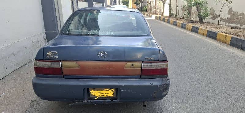 Toyota Corolla XE-G 2001 7